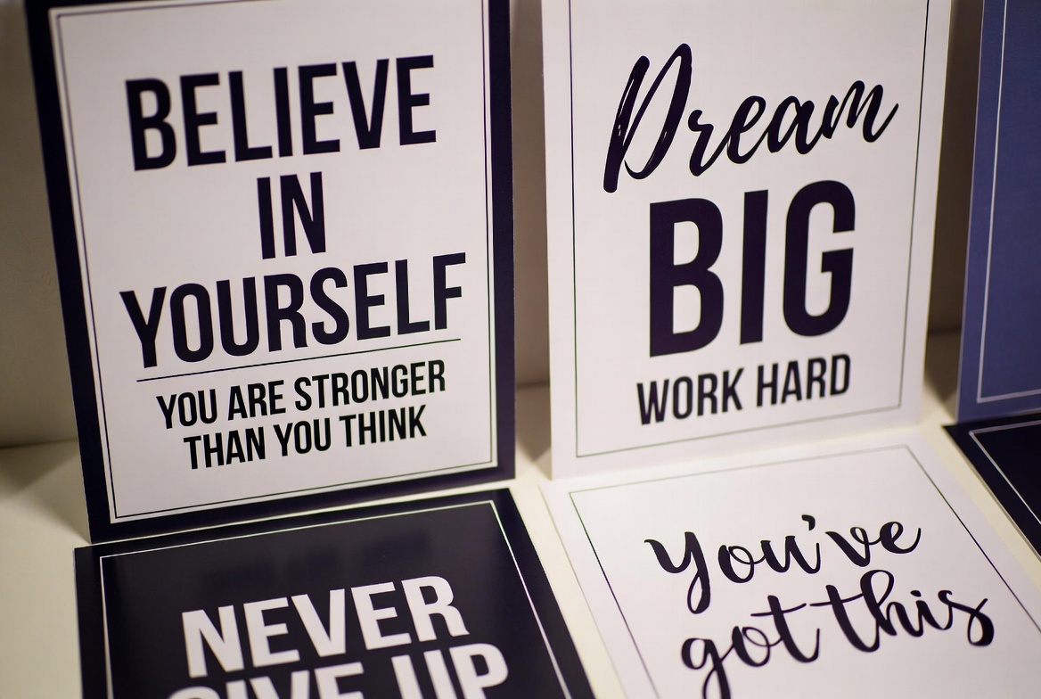 50 Believe in Yourself Quotes to Stay Confident