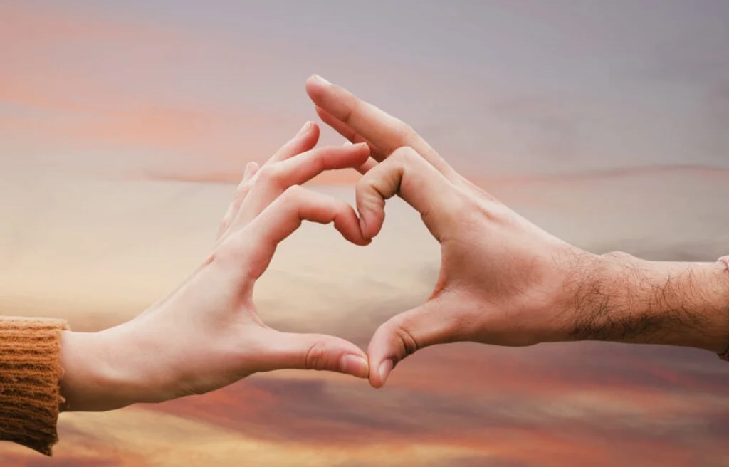 45 Romantic Quotes to Express Your Love